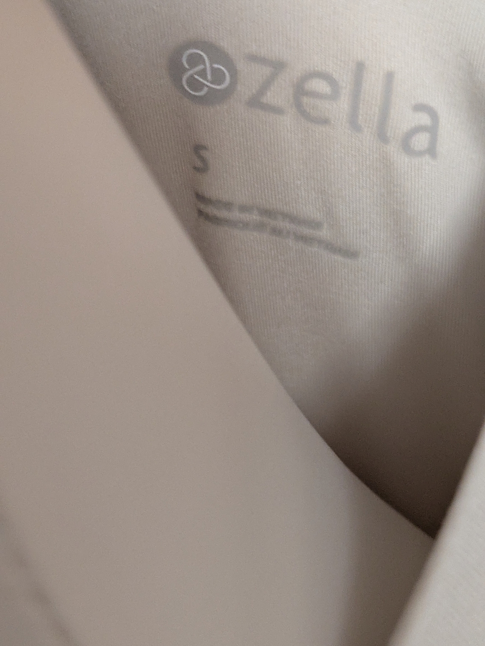 Zella Sleeveless White Gathered Waist Maxi Dress - Picture 5 of 10